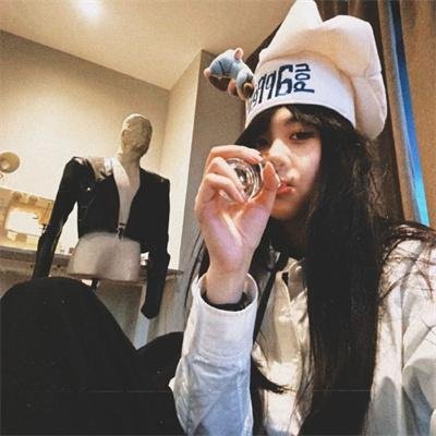 淘气小女巫第一季